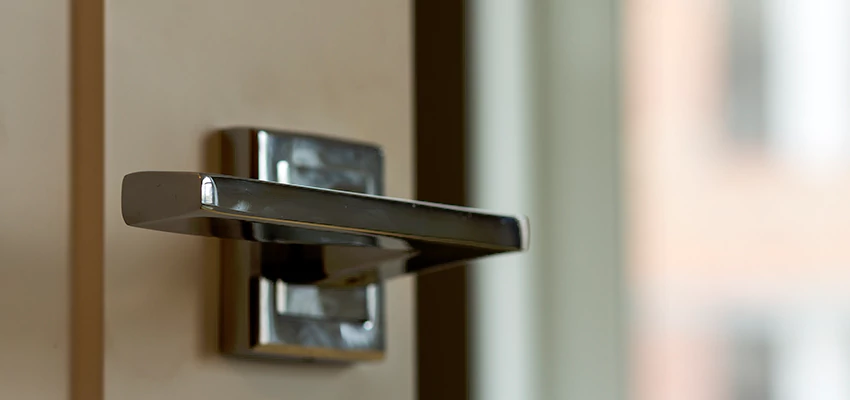 Door Lever Knob Repair in Pittsburg, California