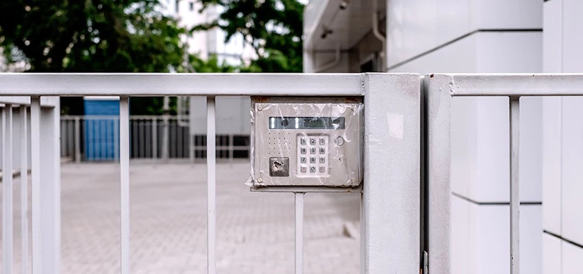 Gate Locks For Metal Gates in Pittsburg, California