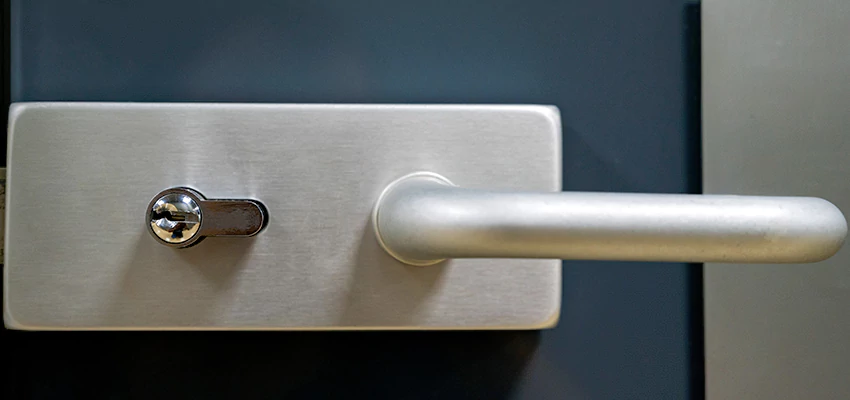 Change Patio Door Locks in Pittsburg, California